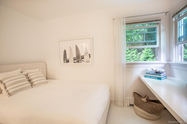 78 Jagger Lane, Westhampton, NY 11977