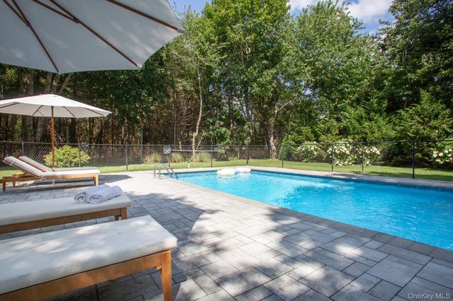 78 Jagger Lane, Westhampton, NY 11977