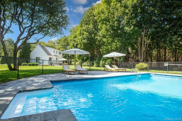 78 Jagger Lane, Westhampton, NY 11977