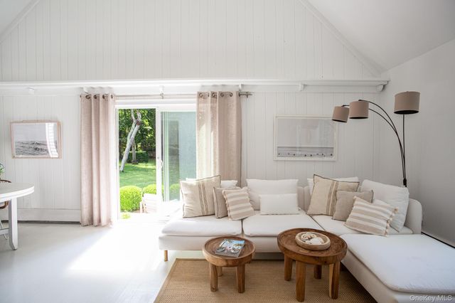 78 Jagger Lane, Westhampton, NY 11977