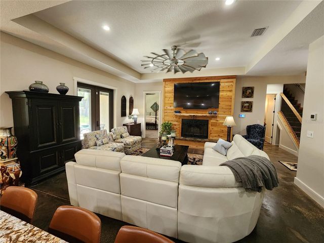 16189 SE 190TH AVENUE, Weirsdale, FL 32195