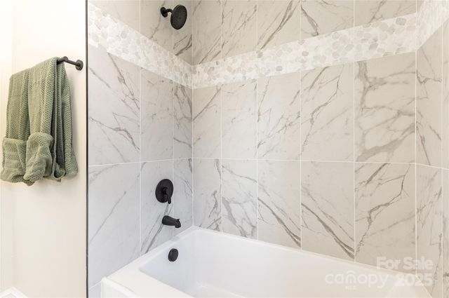 3335 Carnegie Lane, Matthews, NC 28105