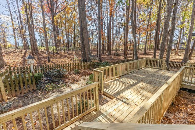 3335 Carnegie Lane, Matthews, NC 28105