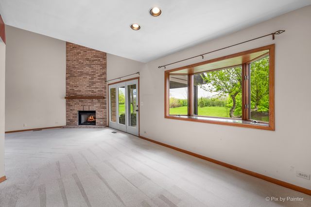 1751 Pebble Beach Drive, Hoffman Estates, IL 60169