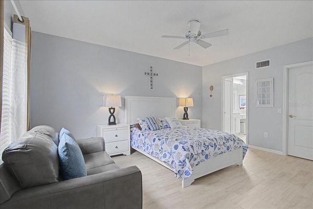 16204 HAMPTON TRACE COURT, Tampa, FL 33647