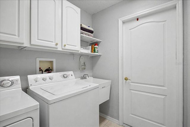 16204 HAMPTON TRACE COURT, Tampa, FL 33647