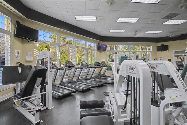 16204 HAMPTON TRACE COURT, Tampa, FL 33647