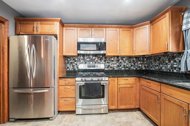 24735 S Michaels Street, Crete, IL 60417