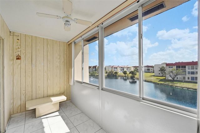 8040 N Sunrise Lakes Drive 303, Fort Lauderdale, FL 33322