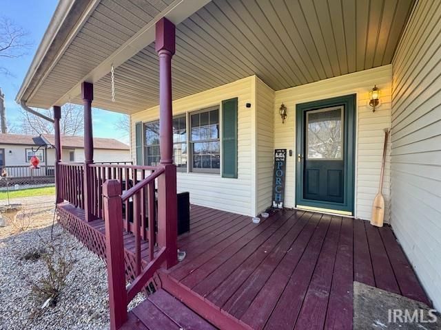 4135 S East Drive, Knox, IN 46534