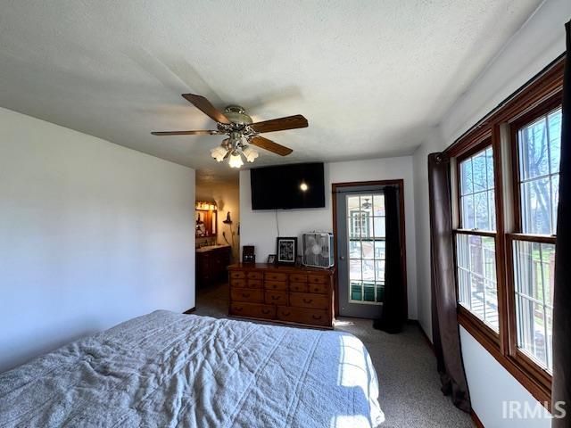 4135 S East Drive, Knox, IN 46534