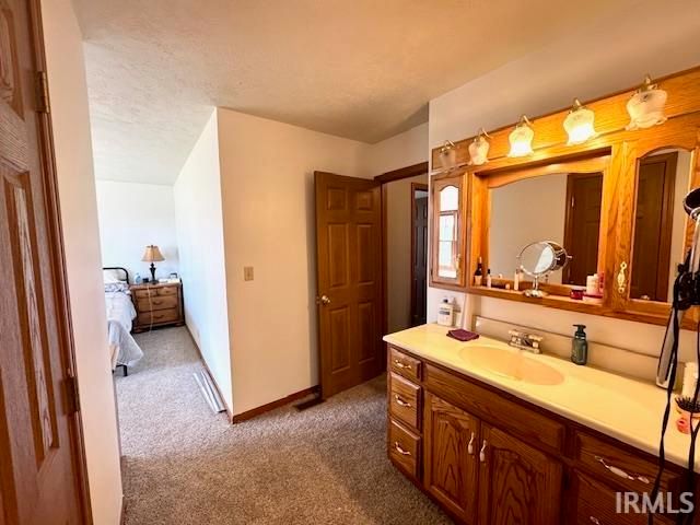4135 S East Drive, Knox, IN 46534