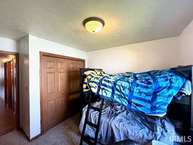 4135 S East Drive, Knox, IN 46534