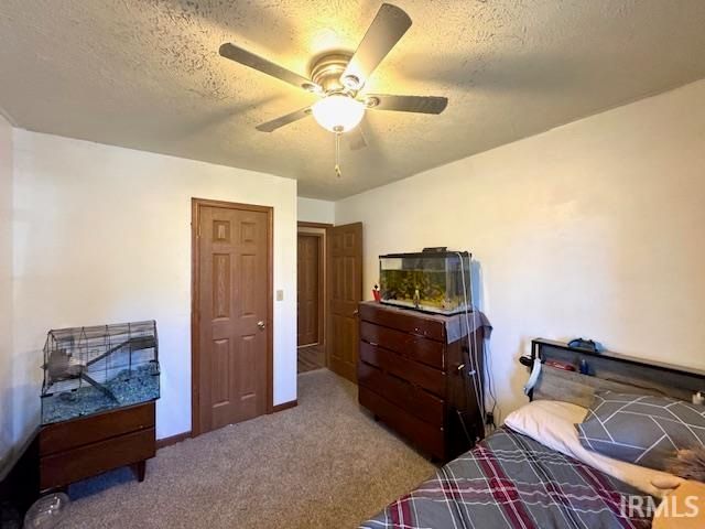4135 S East Drive, Knox, IN 46534
