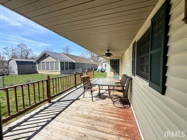 4135 S East Drive, Knox, IN 46534