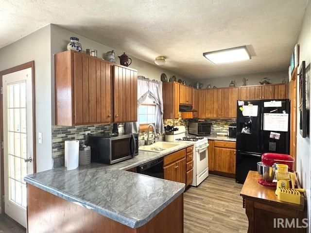 4135 S East Drive, Knox, IN 46534