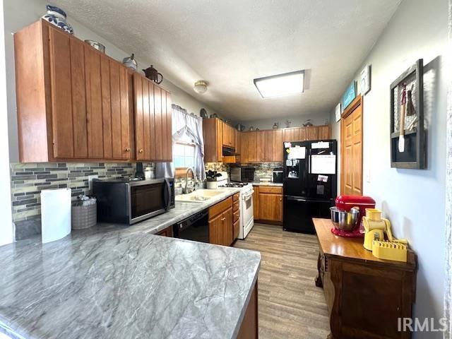 4135 S East Drive, Knox, IN 46534