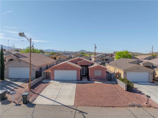 2326 Lillie Avenue, Kingman, AZ 86401