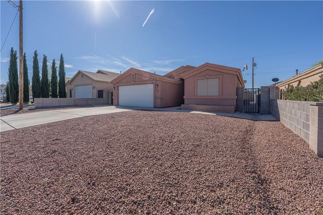 2326 Lillie Avenue, Kingman, AZ 86401
