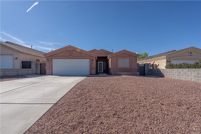 2326 Lillie Avenue, Kingman, AZ 86401