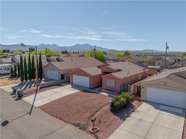 2326 Lillie Avenue, Kingman, AZ 86401