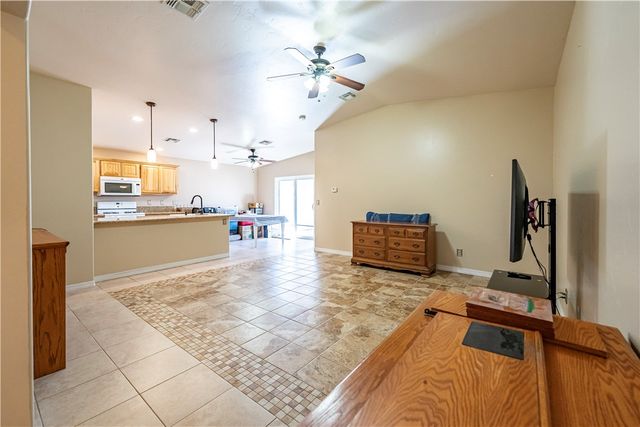 2326 Lillie Avenue, Kingman, AZ 86401