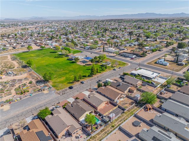 2326 Lillie Avenue, Kingman, AZ 86401