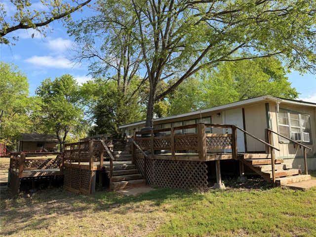 6075 County Road 1411, Malakoff, TX 75148