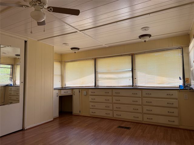 6075 County Road 1411, Malakoff, TX 75148