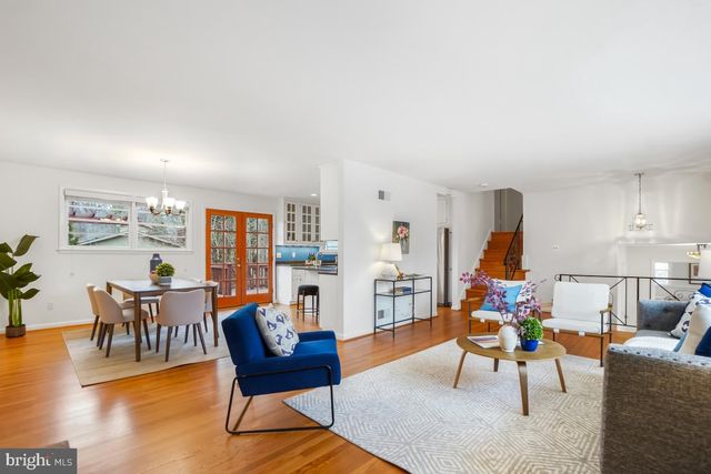 9504 HOLLINS CT, Bethesda, MD 20817