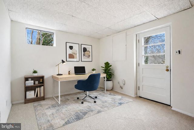 9504 HOLLINS CT, Bethesda, MD 20817