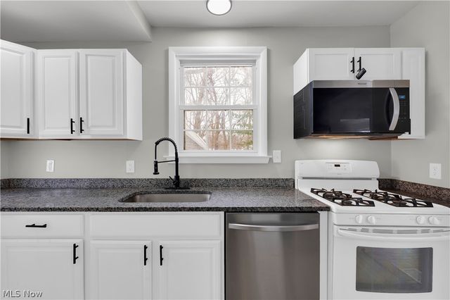 3603 Randolph Road, Cleveland Heights, OH 44121