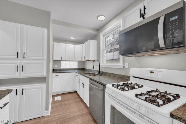 3603 Randolph Road, Cleveland Heights, OH 44121