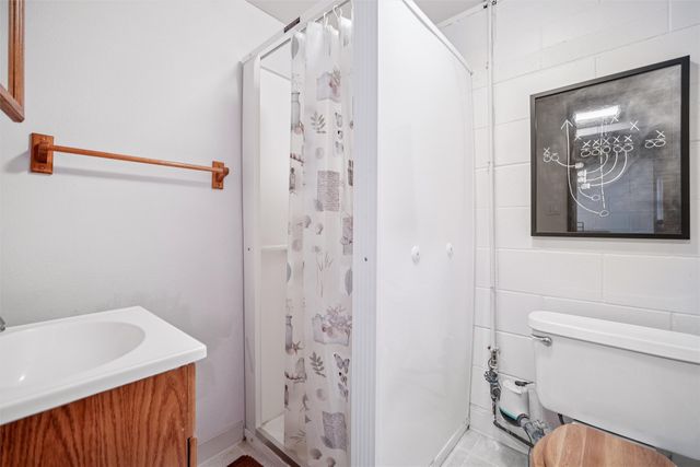 1830 Center Street, West Des Moines, IA 50265