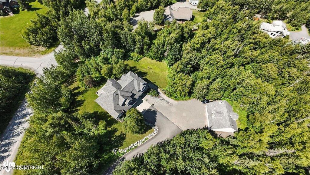 2436 N Hope Circle, Palmer, AK 99645
