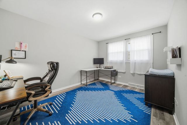 16740 Forest Avenue, Oak Forest, IL 60452