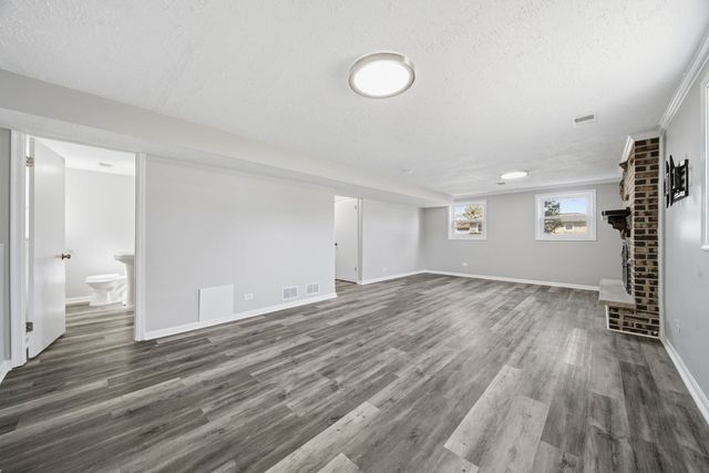 16740 Forest Avenue, Oak Forest, IL 60452