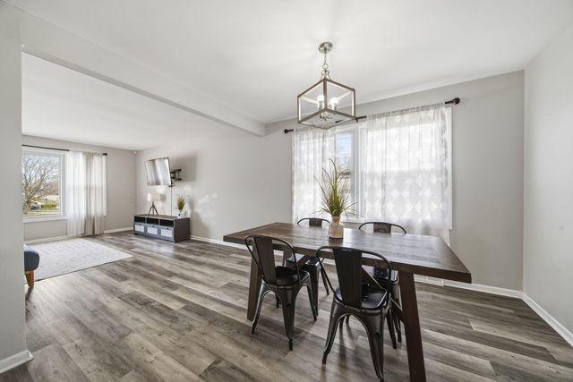 16740 Forest Avenue, Oak Forest, IL 60452