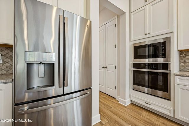 378 VILLAGE GRANDE Drive, Ponte Vedra, FL 32081