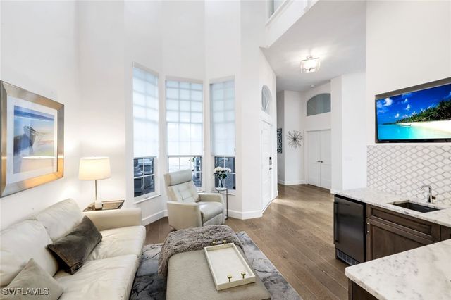 15303 Devon Green LN, Naples, FL 34110