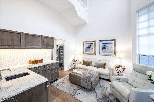 15303 Devon Green LN, Naples, FL 34110