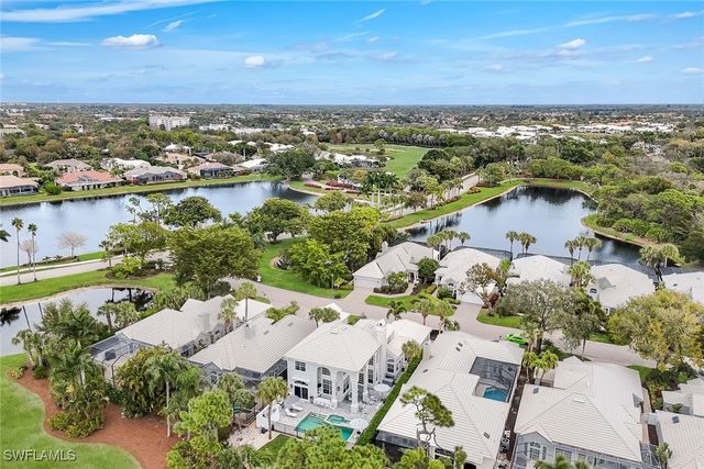 15303 Devon Green LN, Naples, FL 34110