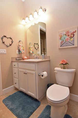2260 State St, Turlock, CA 95380