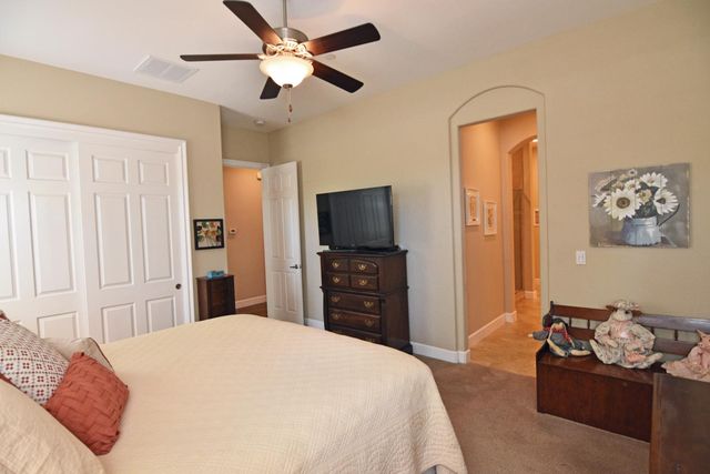2260 State St, Turlock, CA 95380