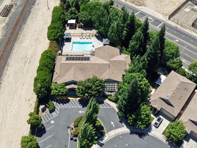 2260 State St, Turlock, CA 95380
