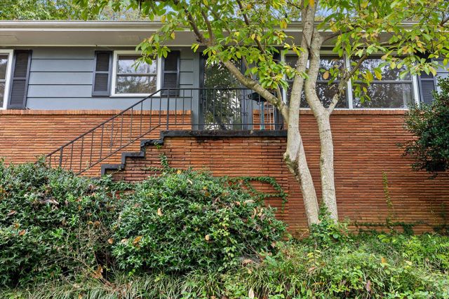 2526 Avalon Circle, Chattanooga, TN 37415