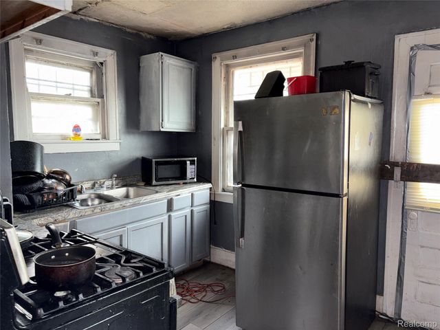 7139 Julian Street, Detroit, MI 48204