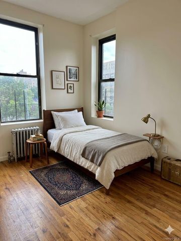 440 E 186TH ST, Bronx, NY 10458