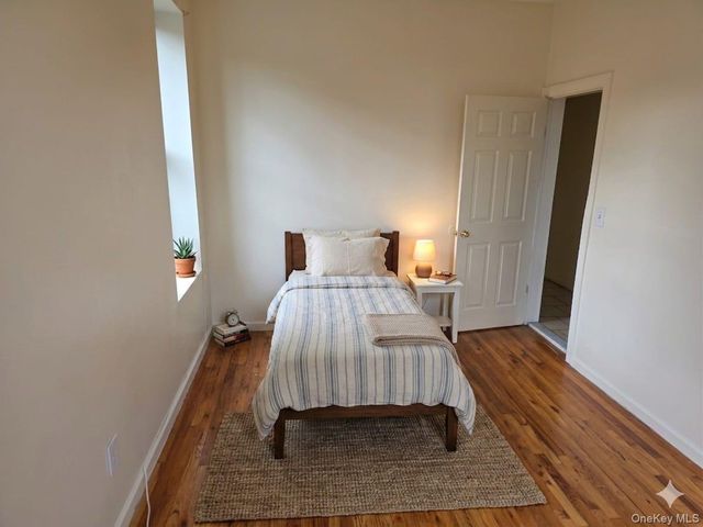 440 E 186TH ST, Bronx, NY 10458