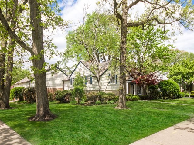 9002 Kedvale Avenue, Skokie, IL 60076